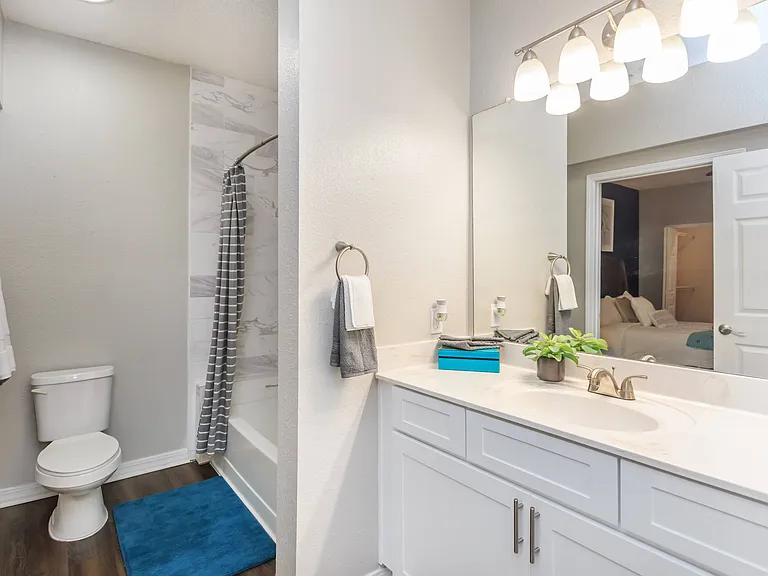 Registry at Windsor Parke — Photo 47
