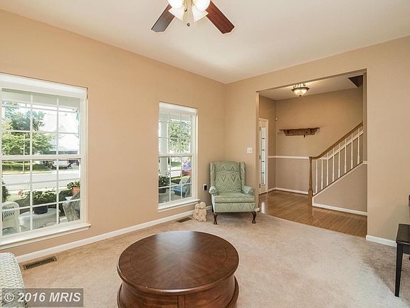 5th image of 637 Nathan Pl NE