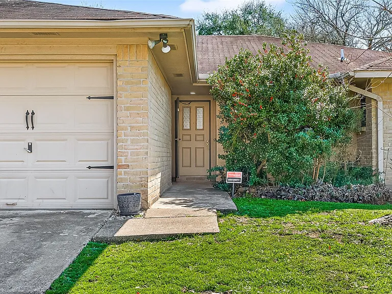 927 Comstock Springs Dr — Photo 42