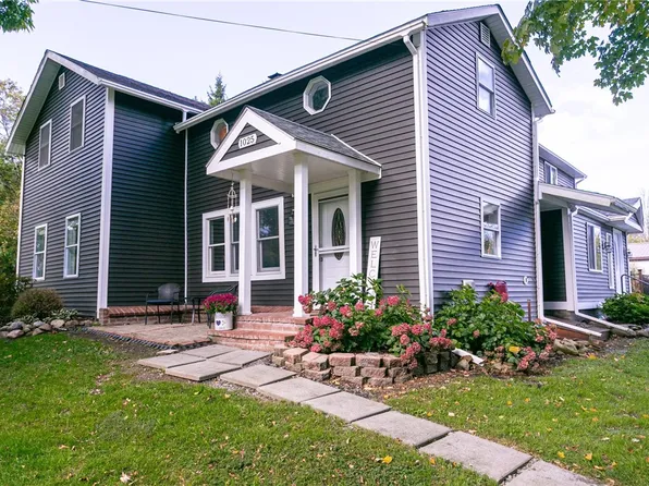 1025 Kuttruff Rd, Walworth, NY 14568