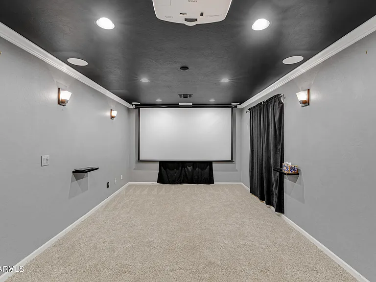 4335 E Fox Cir — Photo 44