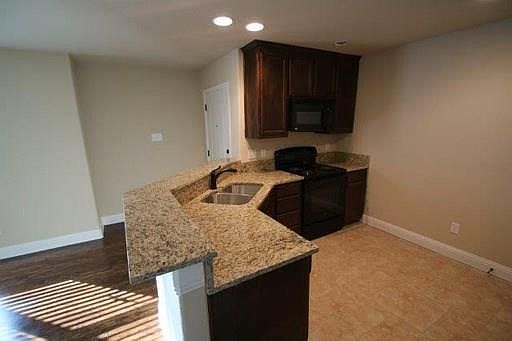 2nd image of 131 Sunburst Ct Unit 135