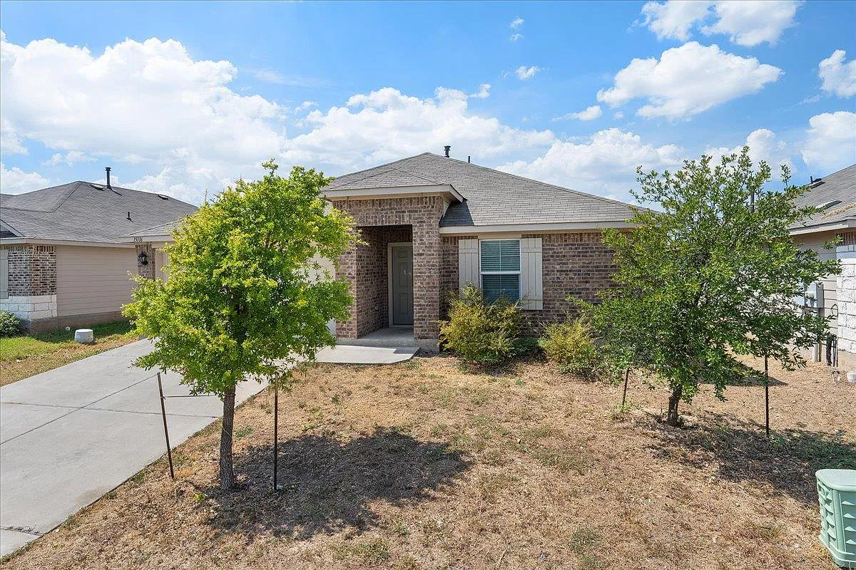 3 bed, 2.0 bath, 1464 sqft, $1,850 — Photo 3