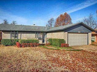 3645 Sunvalley Dr, Midwest City, OK 73110