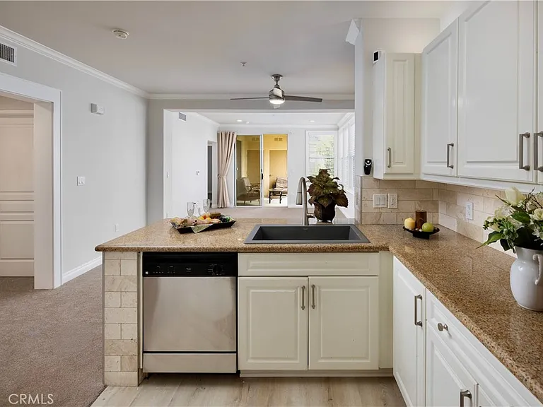 2436 Watermarke Pl — Photo 8