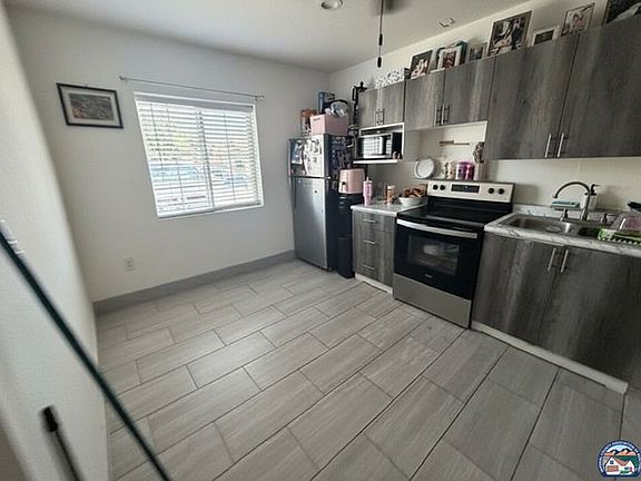 4th image of 955 Corrales St