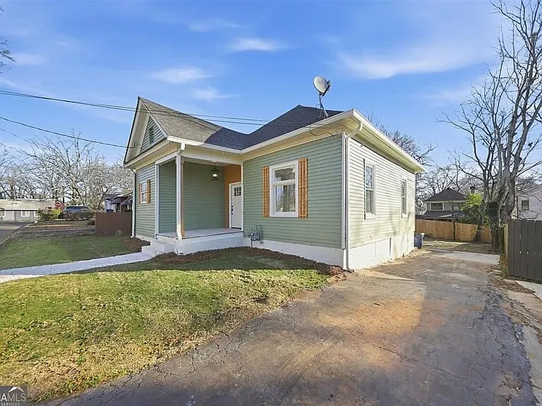 61 Linam Ave SE — Photo 1
