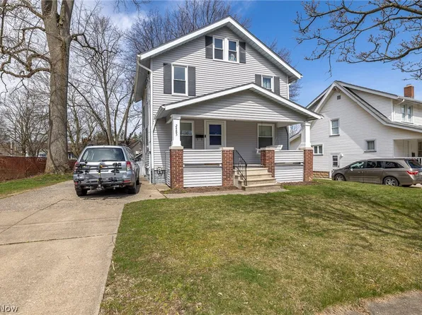 2485 Auburn Pl, Akron, OH 44312