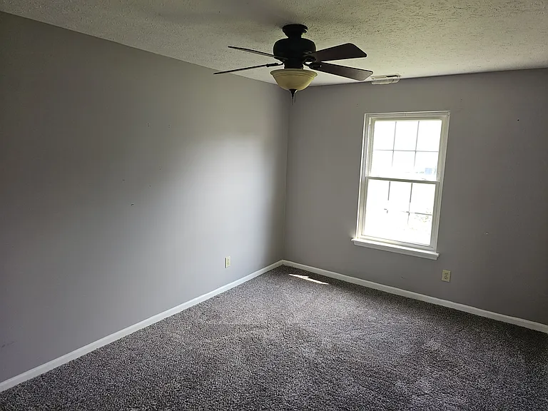 9817 Traditions Ln — Photo 8