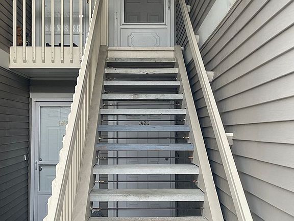 3rd image of 1419 Heatherwood Ln