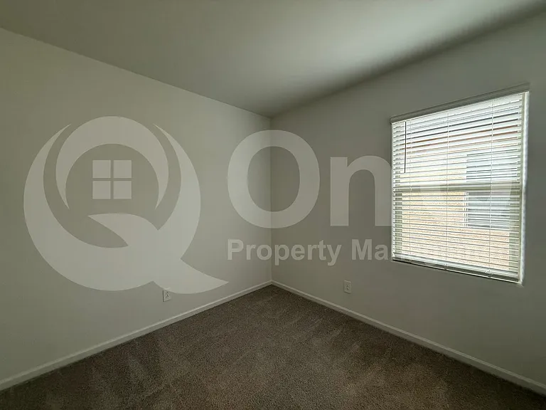 6901 W Sweetshade Ln — Photo 22