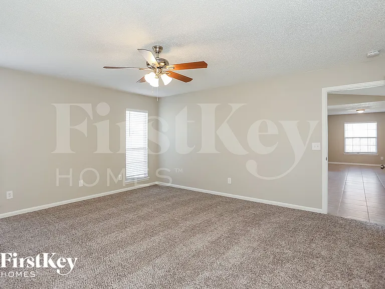 8281 Velvet Springs Ln — Photo 10