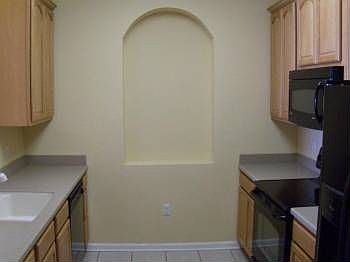 4th image of 4862 Cayview Ave