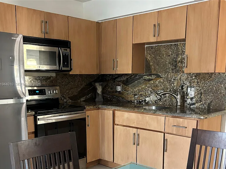 235 Anne Bonny Dr — Photo 6