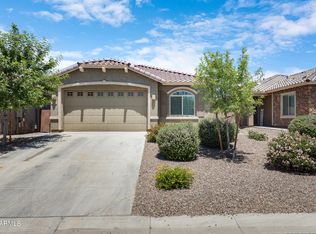 426 W Pinnacle Ridge Dr, San Tan Valley, AZ 85140