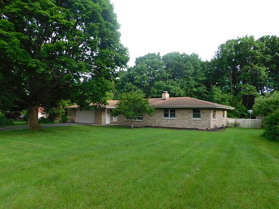 2nd image of 1062 Lydia Dr
