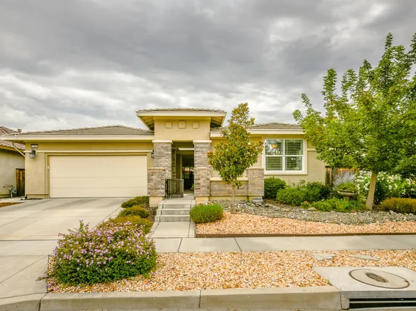2205 Russell Cir, Woodland, CA 95776