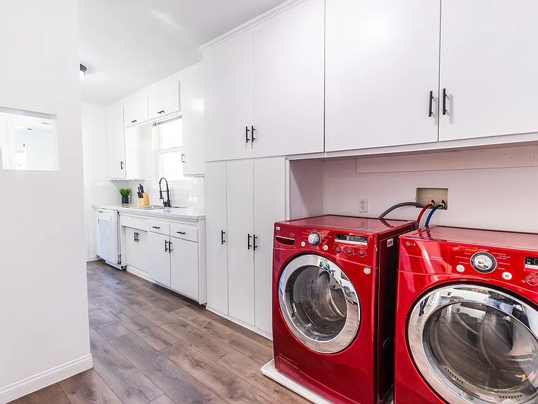 6010 Carpenter Ave — Photo 8