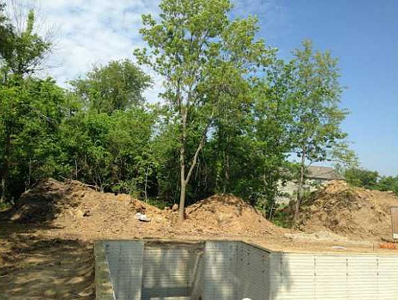 2nd image of 8410 Lakeland Dr