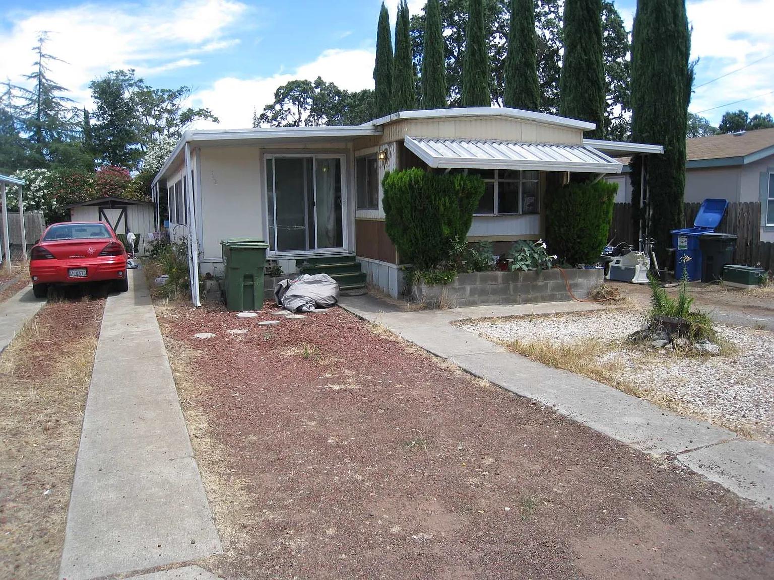 340 Schindler St photo 1