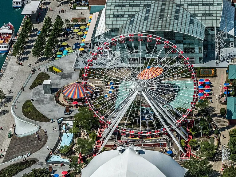 Live Entertainment, Shopping, and Dining, the Navy Pier has it all.