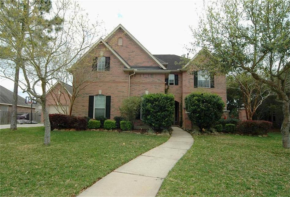 1st image of 3012 Park Bend Dr