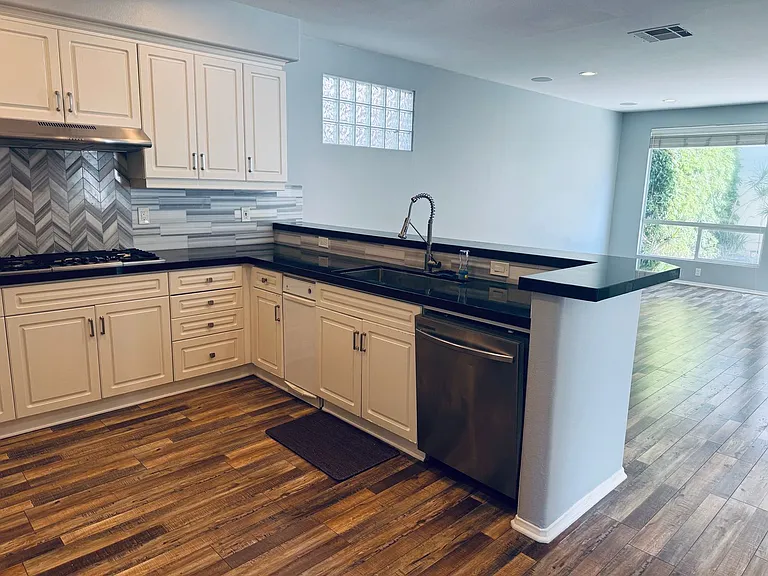 2872 La Plata Dr — Photo 5