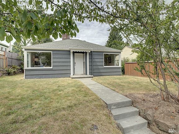 Charming 1940's bungalow in Morgan Junction. 