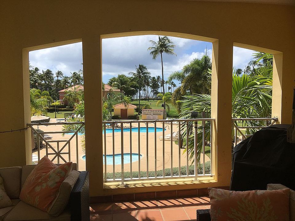 2nd floor patio view
