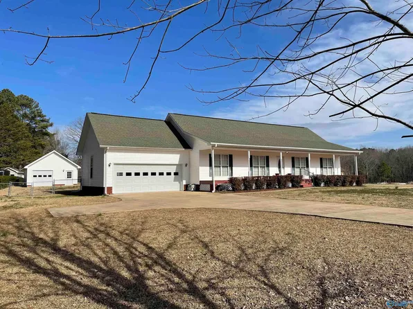 2751 S Valley Rd, Southside, AL 35907