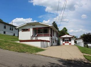 122 Evans St, Evans City, PA 16033