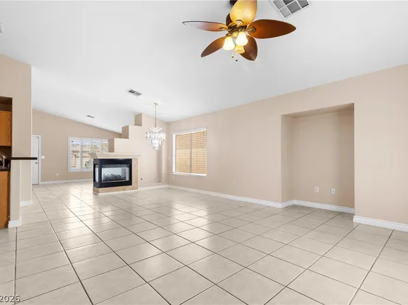 137 Winley Chase Ave, North Las Vegas, NV 89032
