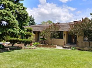 1271 Edgewood Ave, Bensenville, IL 60106