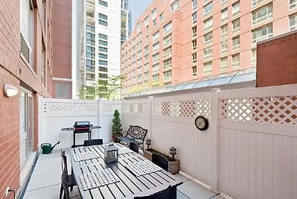 Sold by Corcoran | media 22