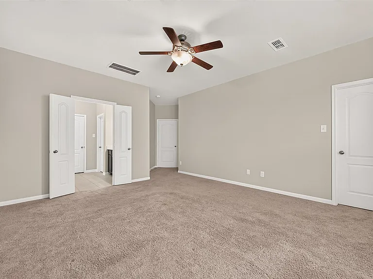 10031 Esslemont Ct — Photo 32