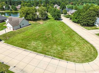 6 Eastland Ct, Carlinville, IL 62626