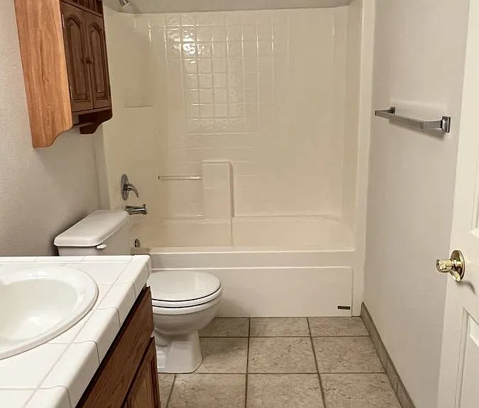 883 Paramount Way — Photo 14