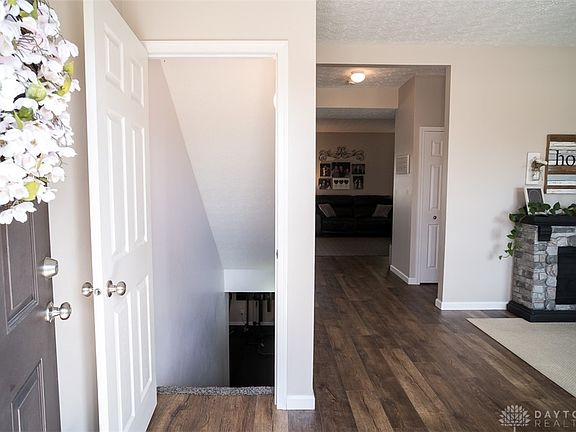 4th image of 9055 Jasmine Dr