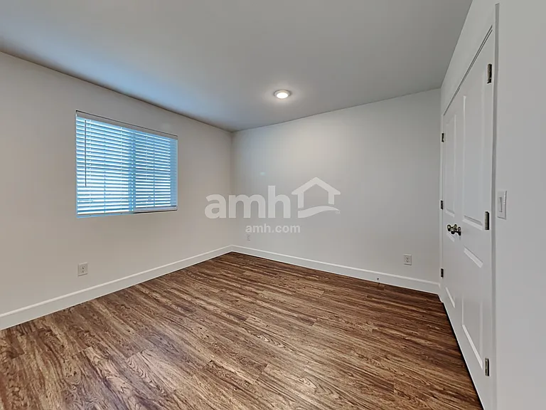 10074 Cathedral Spires Ave — Photo 18