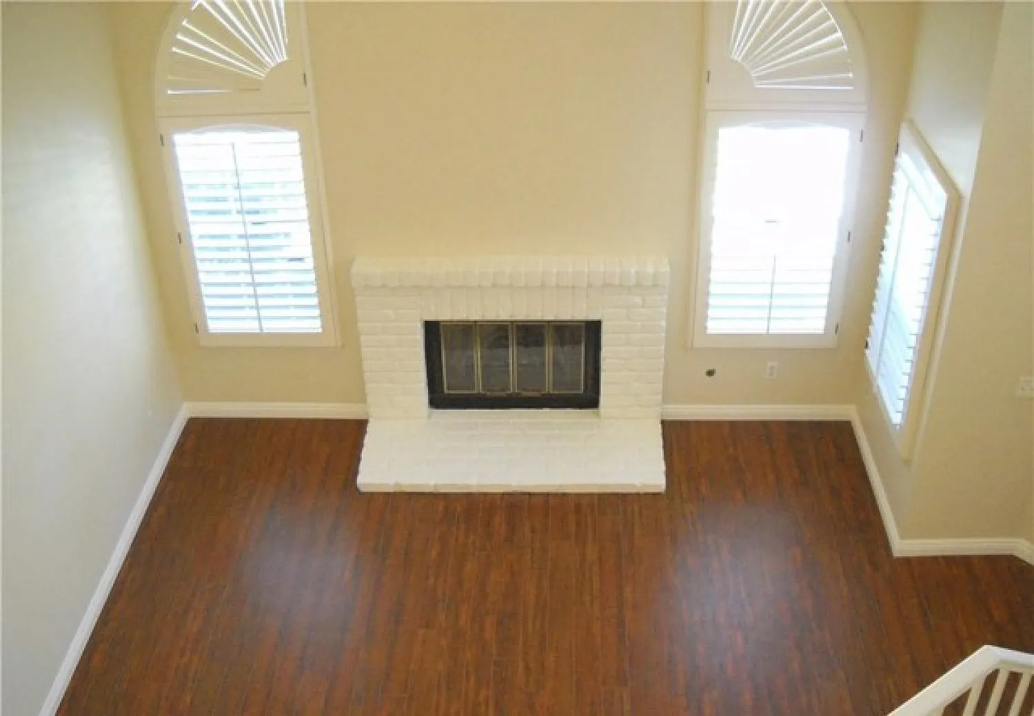 2 bed, 1083 sqft, $3,550 — Photo 3