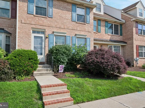 147 Jefferson Ct, East Norriton, PA 19401