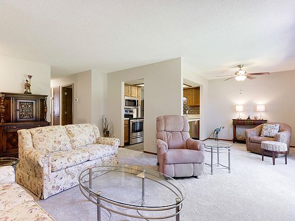 5th image of 6233 Magda Dr Unit B