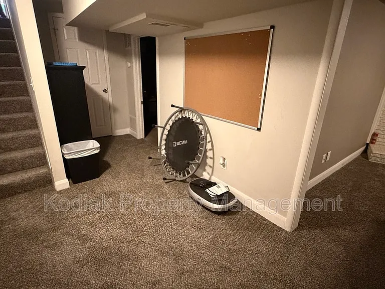 4242 Orchard Ave — Photo 13