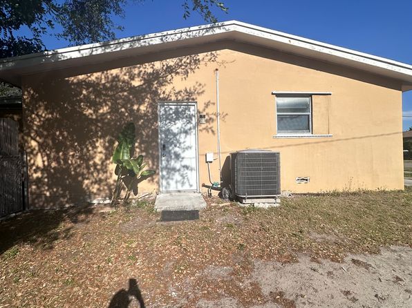 1111 NE 204th Ter #0