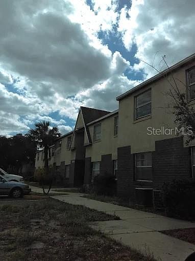 1st image of 402 E WESTCHESTER COURT #80