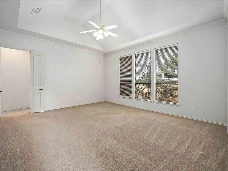102 W Racing Cloud Ct — Photo 15