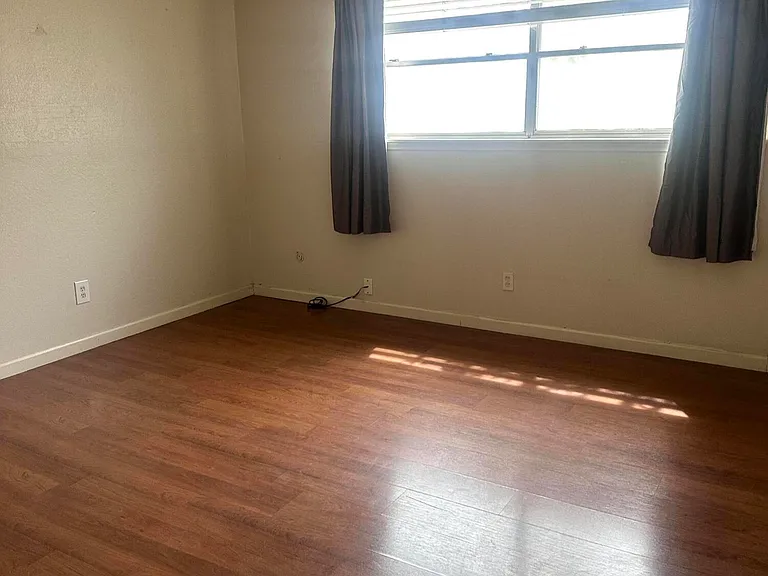 6700 Escondido Dr #G6 — Photo 11