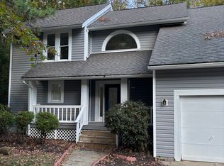 14300 Woods Walk Ln, Midlothian, VA 23112