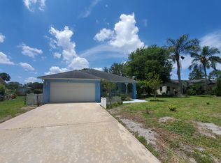 258 SE Grove Ave, Port Saint Lucie, FL 34983