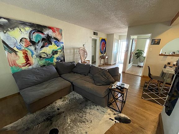 2nd image of 1836 E Cliff Dr